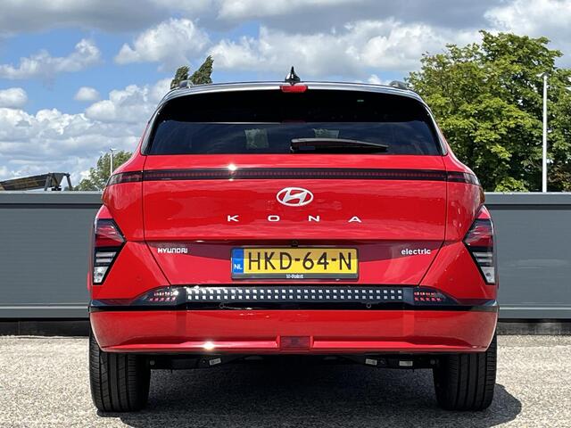 Hyundai Kona Electric Premium 65.4 kWh | Lederen bekleding incl ventilatie & verwarming | Contrasterend dakkleur | Apple Carplay & Android Auto | 360 Camera| Dodehoek detectie | | 19'' Lmv |