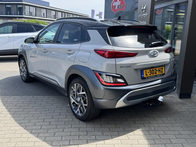 Hyundai Kona 1.6 GDI HEV Premium | Trekhaak 1350kg! | Leder | Navigatie | Sto