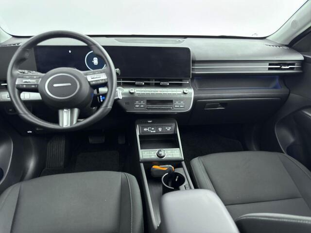 Hyundai Kona 1.6 GDI HEV COMFORT SMART | STOEL & STUURVERWARMING | ELEKTRISCHE ACHTERKLEP | CLIMA | CRUISE | CAMERA | NAVI | FABRIEKSGARANTIE GELDIG T/M 7-2029! |