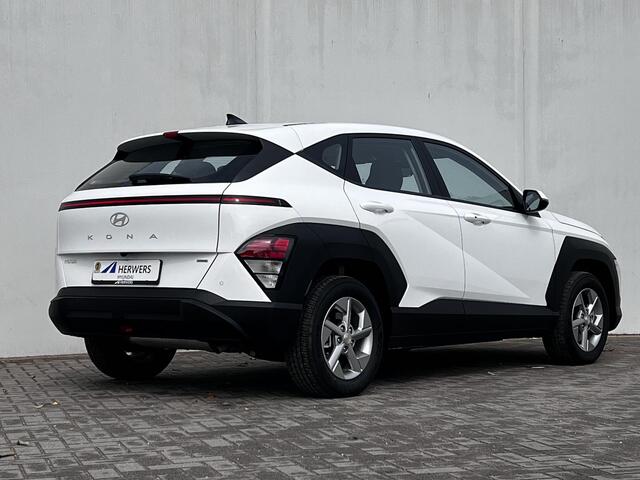 Hyundai Kona 1.6 GDI HEV Comfort Automaat / Weinig km / Navigatie / Adaptive CC / Apple Carplay Android / 16" Lichtmetalen wielen /