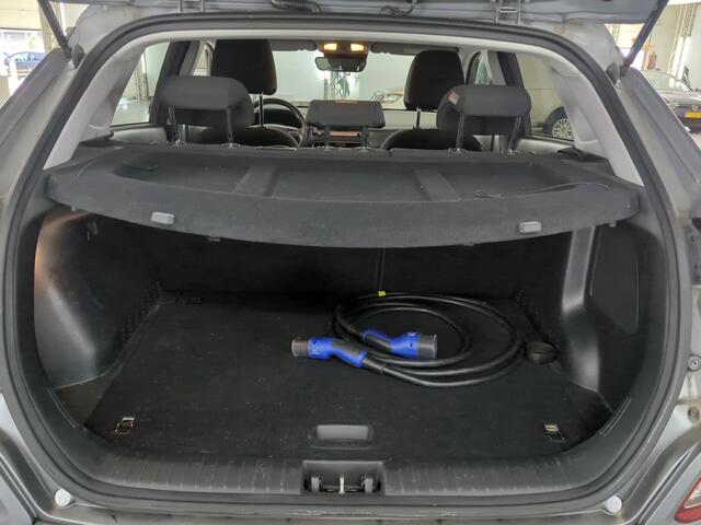 Hyundai Kona EV Fashion 64 kWh 1e eign| NL-AUTO| NAVI |