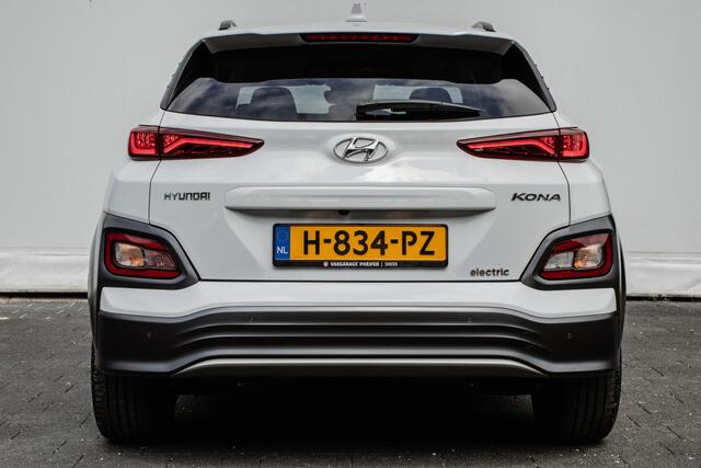 Hyundai Kona EV Premium 64 kWh 3-Fase/ Camera/ Krell audio/ Stoel-stuurverwarming/ Carplay/ Stoelventilatie