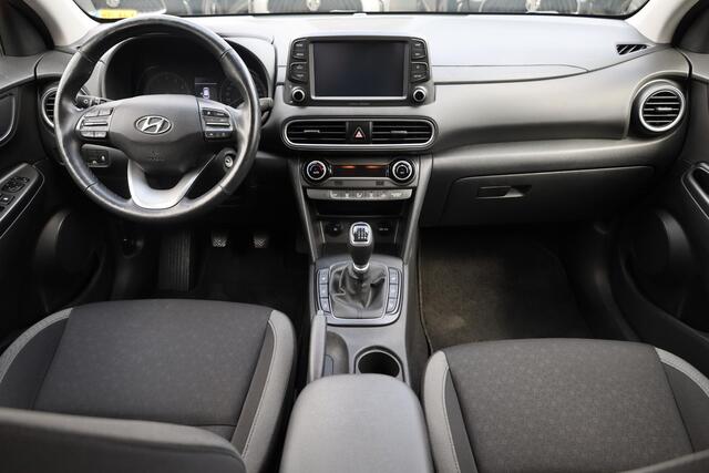 Hyundai Kona 1.0 T-GDI Comfort CARPLAY CAMERA STOEL/STUURVERW. HILL-HOLD DAB CRUISE CLIMA KRELL-AUDIO NAVI PDC LMV ALL-SEASONS