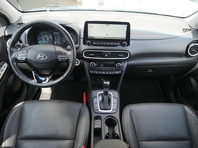 Hyundai Kona 1.6 GDI HEV Premium | Cruise | Camera | Clima | Carplay | Stoelverwarming-ventilatie | Navi | Trekhaak |