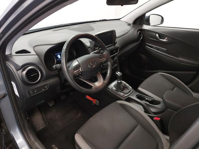 Hyundai Kona 1.0T Essence I NL-Auto I Dealer onderhouden I Apple Carplay I Achteruitrijcamera I