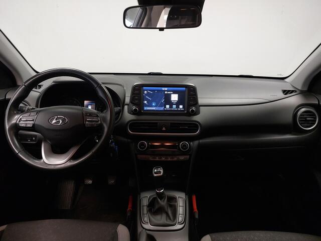 Hyundai Kona 1.0T Essence I NL-Auto I Dealer onderhouden I Apple Carplay I Achteruitrijcamera I