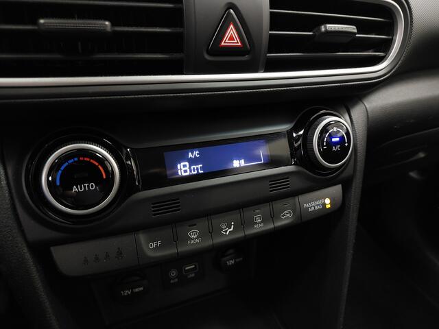 Hyundai Kona 1.0T Essence I NL-Auto I Dealer onderhouden I Apple Carplay I Achteruitrijcamera I