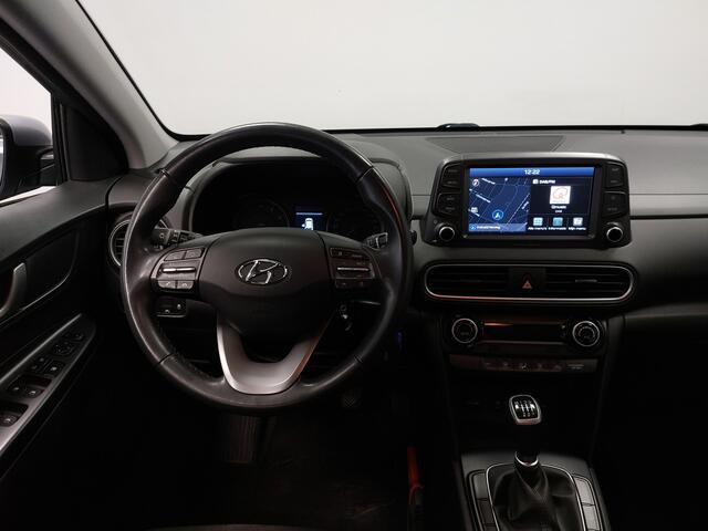 Hyundai Kona 1.0T Essence I NL-Auto I Dealer onderhouden I Apple Carplay I Achteruitrijcamera I