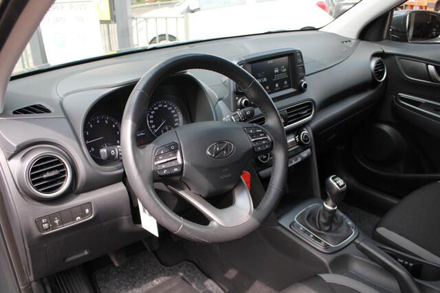 Hyundai Kona 1.0 T-GDI Apple/Android carplay, Airco, CC, Leder, Parksens. A, NAVI, Stoel en Stuurverwarming, Achteruitrijcamera 17" LMV