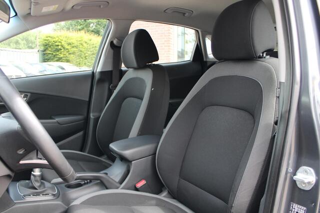 Hyundai Kona 1.0 T-GDI Apple/Android carplay, Airco, CC, Leder, Parksens. A, NAVI, Stoel en Stuurverwarming, Achteruitrijcamera 17" LMV