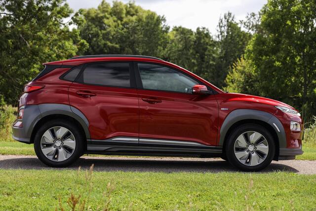 Hyundai Kona EV Fashion 64 kWh ? Carplay ? Camera ? Stoelverwarming