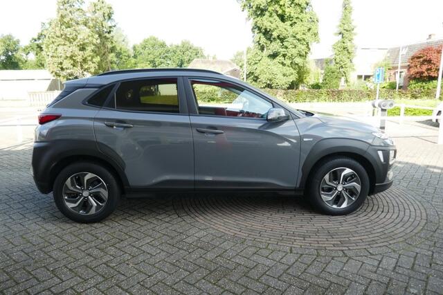 Hyundai Kona 1.6 GDI HEV COMF SMART AUTOMAAT CAMERA/APPLE /NAVI