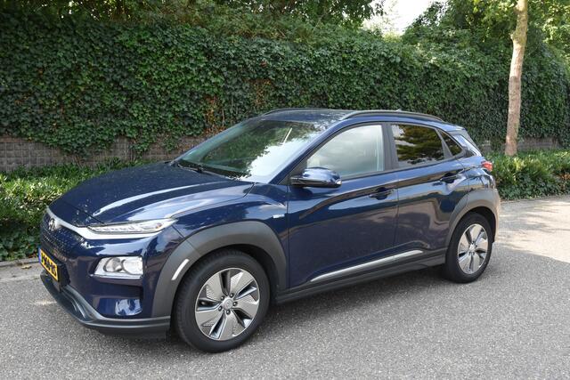 Hyundai Kona EV Fashion 64 kWh | 3 FASE | CARPLAY | CAMERA | NAVI