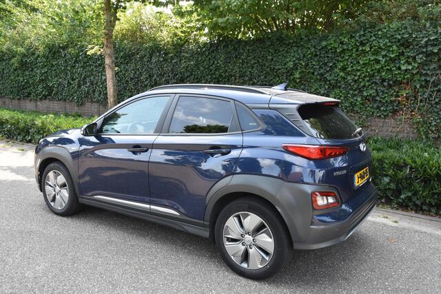 Hyundai Kona EV Fashion 64 kWh | 3 FASE | CARPLAY | CAMERA | NAVI