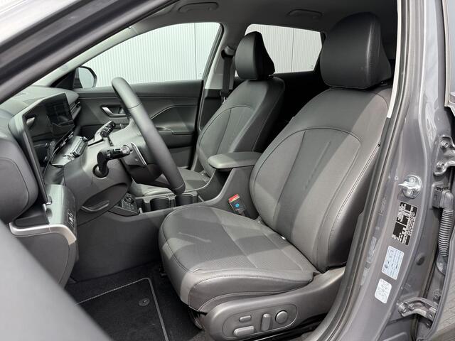Hyundai Kona Electric Premium 65.4 kWh / Dynamische Routeplanner / Climate Control / Adaptive Cruise Control / 360 Camera / Stoel- & Stuurverwarming / Stoelverkoeling / Snel Leverbaar! /