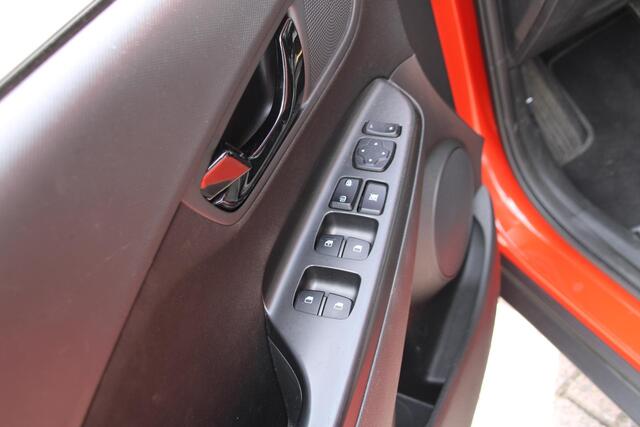 Hyundai Kona 1.6 GDI HEV Comfort Smart