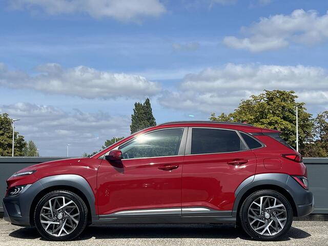 Hyundai Kona 1.6 GDI HEV X Line | 18'' Lmv Bi-color | Apple Carplay & Android Auto | Achteruitrijcamera | Cruisecontrol | Donker getint glas | Keyless entry | Parkeersensoren voor & achter |