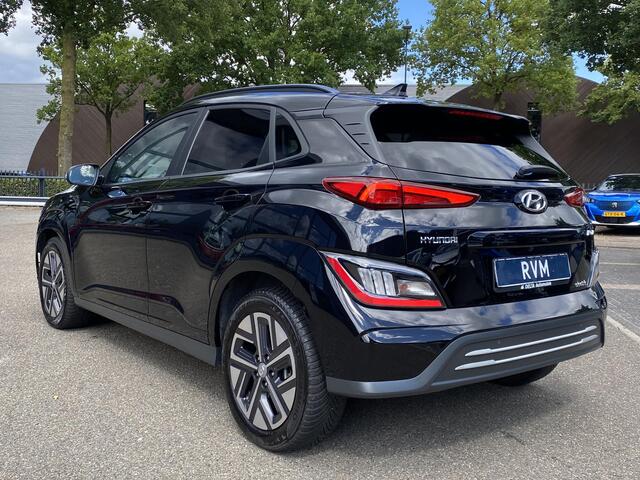 Hyundai Kona EV Fashion 64 kWh VOLLEDIGE FABR. GARANTIE t/m 03-2028 | KEYLESS ENTRY | CAMERA | STOELVERWARMING | WARMTEPOMP | 3 fase LADEN