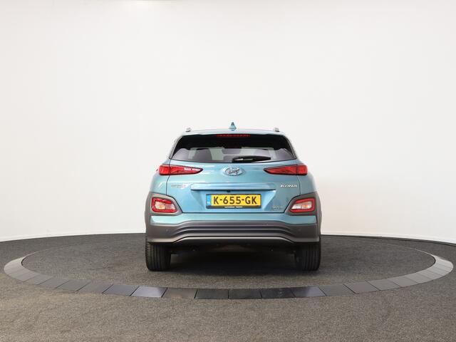Hyundai Kona EV Premium 64 kWh | Achteruitrijcamera | Navigatie |