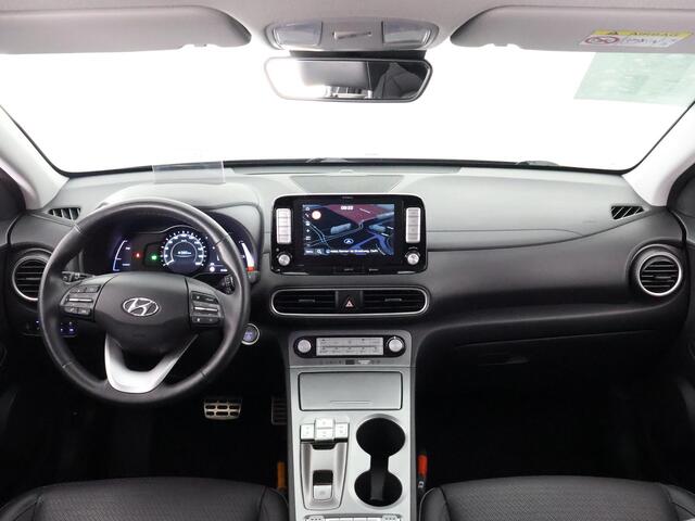 Hyundai Kona EV PREMIUM 204 PK ACCU 94% BEREIK TOT 547 KM! 64Kwh. LEER. NAVI. KEYLESS. FULL OPTION. GARANTIE TOT 2029*