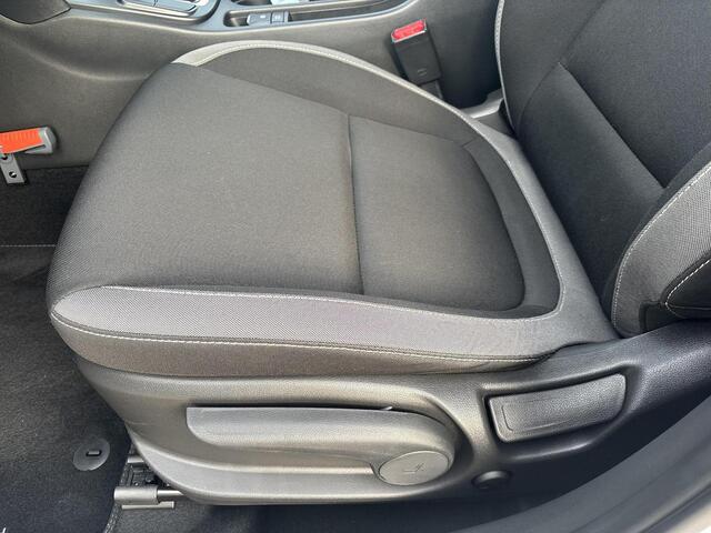 Hyundai Kona 1.6 GDI HEV Fashion NAVIGATIE SYSTEEM | ADAPTIEVE CRUISE CONTROL | HEADUP-DISPLAY | KRELL AUDIO SYSTEEM | STOELVERWARMING |