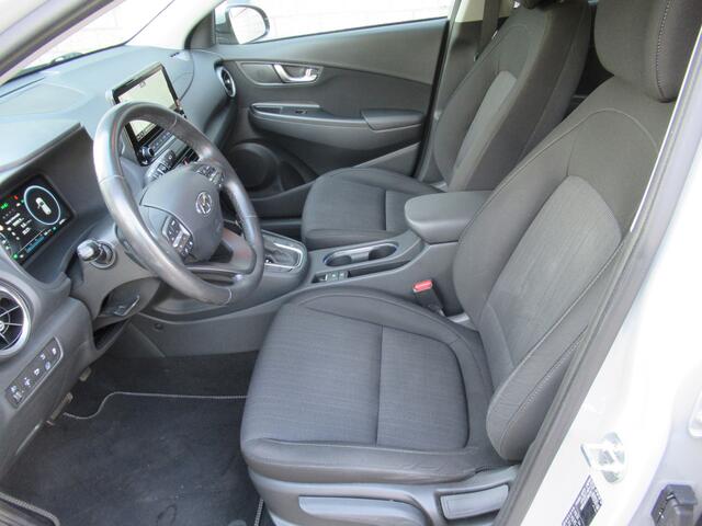 Hyundai Kona 1.6 GDI HEV 1e eigen | dealer onderh | 18"inch | LED kopl | Navi | Head up display