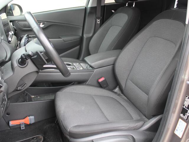 Hyundai Kona EV Fashion 64 kWh | SOH 97.4 % | NAVIGATIE | ACHTERUITRIJCAMERA |