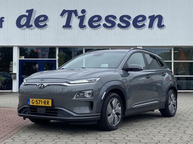Hyundai Kona EV Premium 64 kWh 204PK SOH 100%, Trekhaak, Head up, Rijklaar met beurt & garantie!