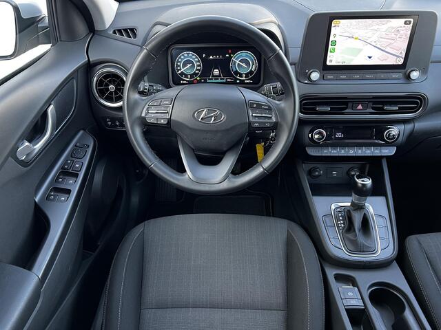 Hyundai Kona 1.6 GDI HEV Comfort Automaat / Dealer onderhouden / Trekhaak 1.300 kg / Navigatie via Apple Carplay Android / 16" Lichtmetalen wielen /
