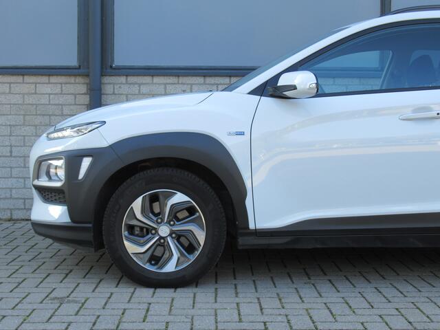 Hyundai Kona 1.6 GDI HEV 1e eigen | dealer onderh | Navi tr.haak | camera | cruise | keyless