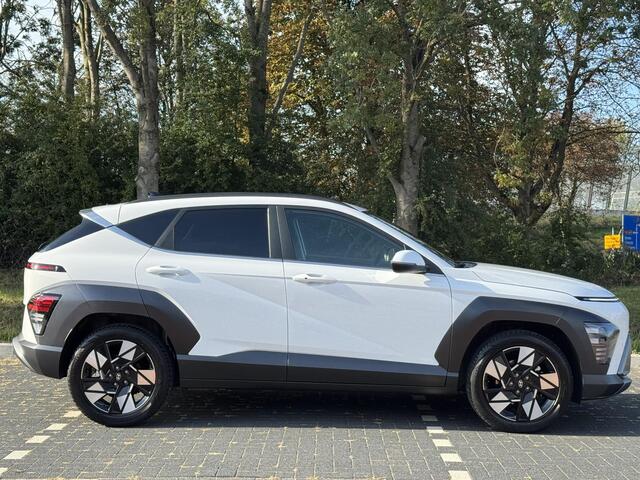 Hyundai Kona 1.6 GDI HEV Comfort Smart | Nieuw model | Navigatie & Apple Carplay & Android Auto | Camera | Stoel/-Stuurverwarming | Elektrische achterklep |