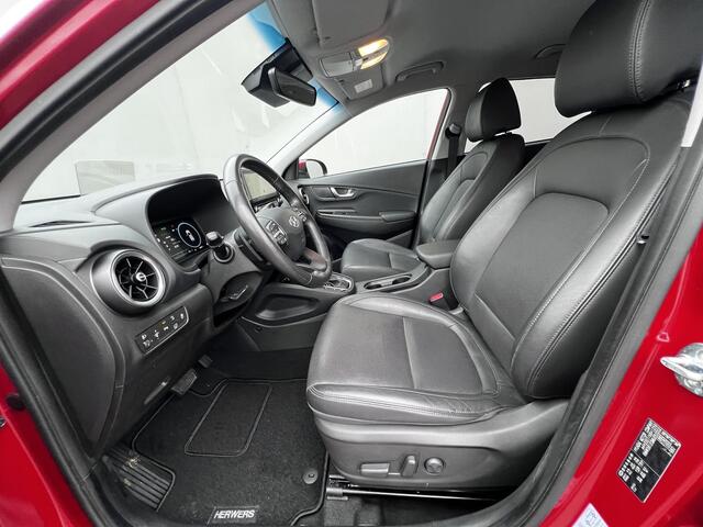 Hyundai Kona 1.6 GDI HEV Premium / 1.300 kg Afn. trekhaak / Dealer onderhouden / HUD / Adapt. CC / Stuur- en stoelverwarming / Stoelventilatie / Navigatie / Achteruitrijcamera / Apple Carplay Android / 18" LM wielen /