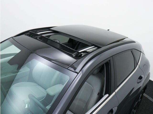 Hyundai Kona 1.6 GDI HEV Premium Sky | All-seasons | Creme leder