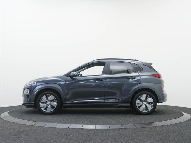 Hyundai Kona EV 39kWh Comfort Winterpack | Warmtepomp | ALL-seasons | Stoelve