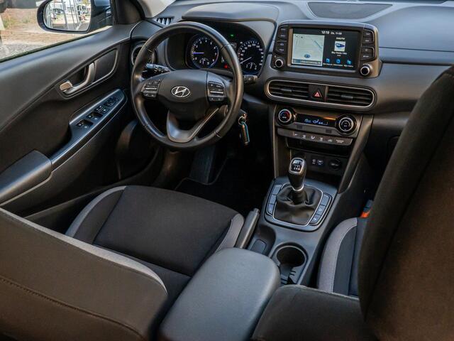 Hyundai Kona 1.0T Essence ORG NL CAMERA TREKHAAK NAVI CRUISE