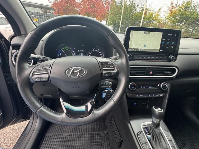 Hyundai Kona 1.6 GDI HEV Fashion // NAVI // APPLE CARPLAY / ANDOID AUTO // CAMERA // CLIMA // CRUISE // STOEL + STUURVERWARMING //
