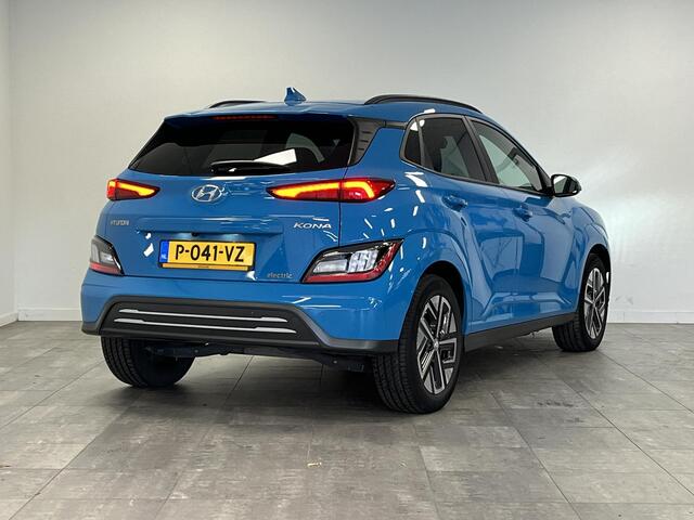 Hyundai Kona EV Premium 64 kWh | elektrische stoelen | dodehoek detectie | adaptive cruise control