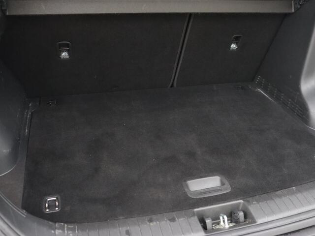 Hyundai Kona 1.0T Comfort | Camera | Carplay | Navigatie | Cruise control | Climate control | Parkeerhulp | DAB | 16'' lichtmetalen velgen