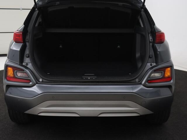 Hyundai Kona 1.6 GDI HEV Fashion Sky | Schuifdak | Adaptive cruise | Carplay | Camera | Head-Up | Keyless | Navigatie | Climate control | Bluetooth