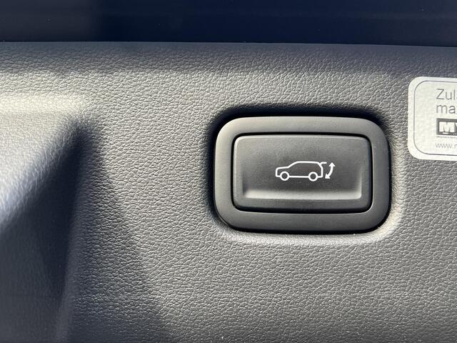 Hyundai Kona Elektro 150 kW Trend 65,4kWh 3-Fase Lader | Dealeronderhouden | Fabrieksgarantie Hyundai tot 2029 | Elektrische Achterklep | Stoel & Stuurverwarming | Afnembare Trekhaak | Rijklaar Geleverd