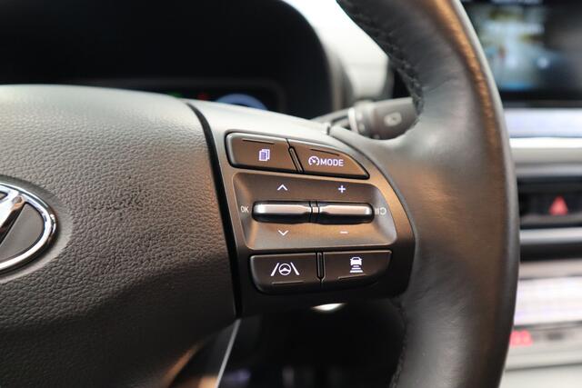 Hyundai Kona Fasion 64Kwh Fasion 64Kwh ACC Climate PDC Keyless LED