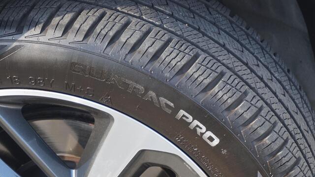 Hyundai Kona 1.6 T-GDI 177PK Premium 4WD Automaat | Trekhaak | Schuif-Kanteldak | All-Season | HUD | Camera