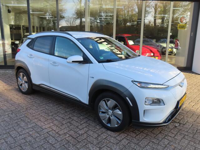 Hyundai Kona EV Premium 64 kWh*100%SOH*ACC*13140 netto*