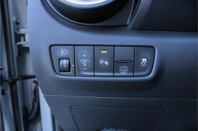 Hyundai Kona 1.6 GDI HEV Fashion |trekhaak|dealer onderhouden|parkeersensoren|stoelverwarming|stuurverwarming|