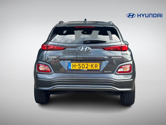 Hyundai Kona EV Premium 64 kWh SoH 97% 3-Fase Lader, Meest Luxe Uitvoering incl. Schuif-/Kanteldak!