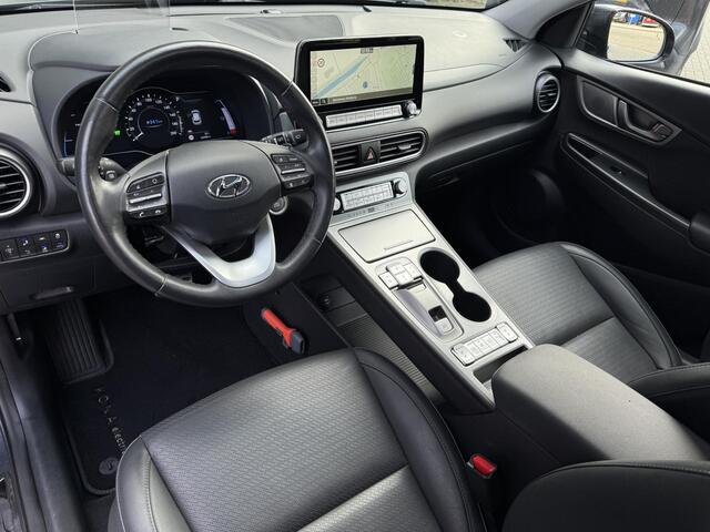 Hyundai Kona EV Premium 64 kWh SoH 97% 3-Fase Lader, Meest Luxe Uitvoering incl. Schuif-/Kanteldak!