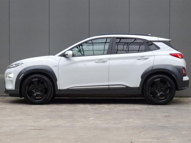 Hyundai Kona EV Premium 64 kWh * CARPLAY * WARMTEPOMP !!