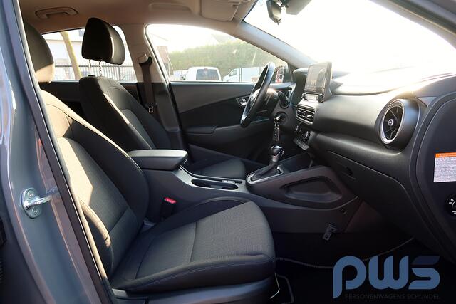 Hyundai Kona 1.6 GDI HEV Comfort Smart PDC / Navi / Carplay / Camera / Led / Cruise Adap./ 1e Eig / NL auto / All Season
