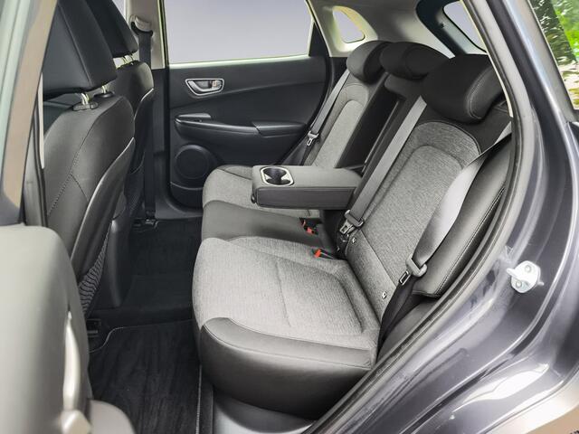 Hyundai Kona EV Comfort 64 kWh 3-Fase 1e-Eig. & Dealer-Onderh. BOVAG-Garantie. NL-Auto..