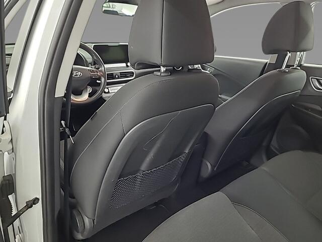 Hyundai Kona EV Comfort 64 kWh 3-Fase 1e-Eig. & Dealer-Onderh. BOVAG-Garantie. NL-Auto..